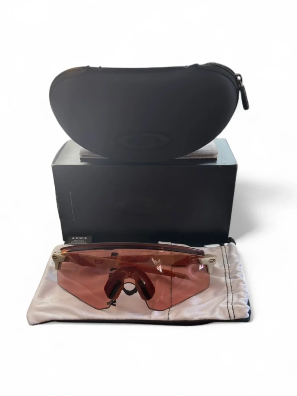 Oakley Encoder Low Bridge Fit Matte Sand/Prizm Berry Sunglasses (39-139-123 mm)